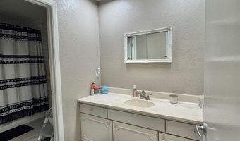 1711 Live Oak Pl, Carlsbad, NM 88220