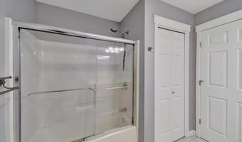 28 Mansfield Ln, Berlin, VT 05602