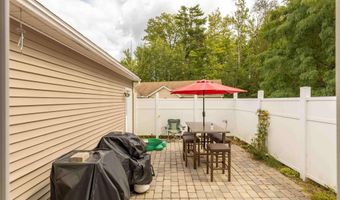 28 Palmetto Ln, Laconia, NH 03246
