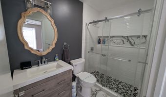 312 N Massachusetts Ave, Atlantic City, NJ 08401