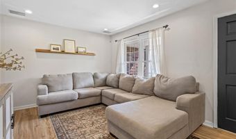 21 Sun Aire Dr, Arnold, MO 63010