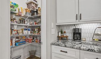 6290 Granbury Walk NW, Acworth, GA 30101