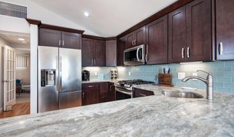 4 E 20TH St, Barnegat Light, NJ 08006