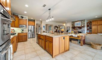 10204 Mount Olympus Valley Rd, Fallbrook, CA 92028