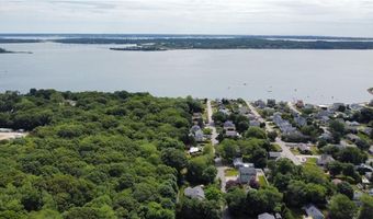 3 Onondega Rd, Narragansett, RI 02882