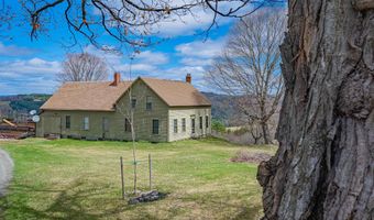 762 McLaren Hill Rd, Barnet, VT 05821