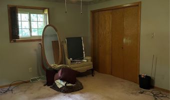 477 Catalina Dr, Akron, OH 44319