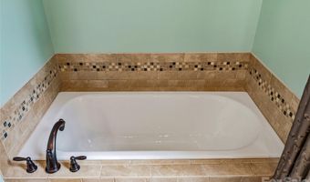 76 Edgelawn Rd, Asheville, NC 28804