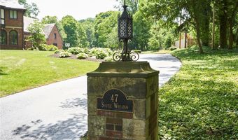 47 S Wheaton Rd, Akron, OH 44313