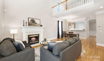 8 Sweet Gum Dr, Asheville, NC 28805