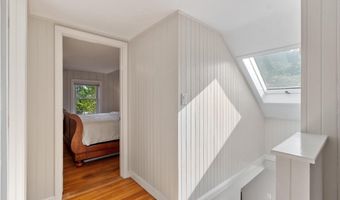 289 South Rd, Bedford, MA 01730