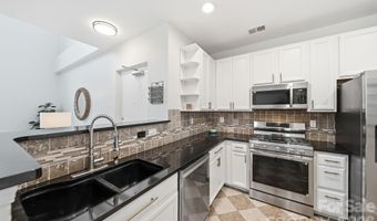 643 Raphael Pl, Charlotte, NC 28205