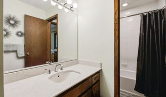 13445 Gladiola St NW, Andover, MN 55304