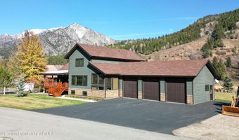 513 THREE RIVERS Dr, Alpine, WY 83128