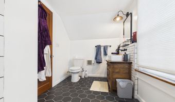1606 E 7th St, Anderson, IN 46012