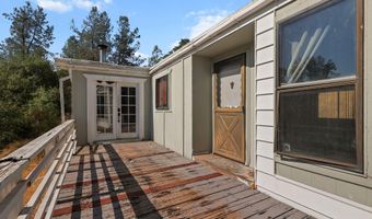 18371 View Point Dr, Anderson, CA 96007