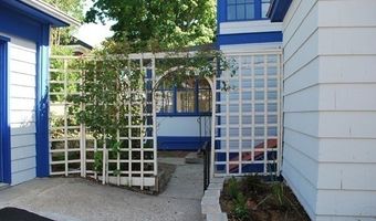 102 Lothrop St 1, Beverly, MA 01915