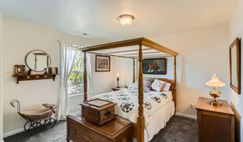 20820 YOSEMITE St, Aurora, OR 97002