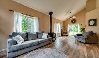 118 BALD EAGLE Rd, Ariel, WA 98603