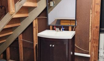1205 Maple St, Atlantic, IA 50022