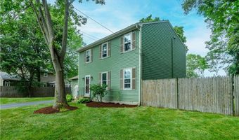 65 Jeri Lynn Cir, Warwick, RI 02886