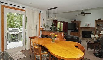 89 Beachridge Dr, Amherst, NY 14051
