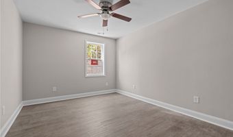 1010 W Saunders Ave, Aberdeen, NC 28315