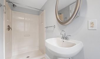 912 PROVIDENCE Ave, Claymont, DE 19703