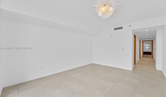 1135 103 St 403, Bay Harbor Islands, FL 33154