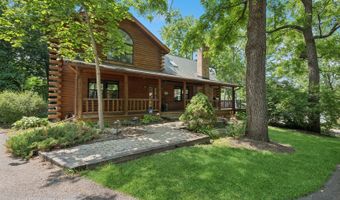 723 N River Rd, Algonquin, IL 60102
