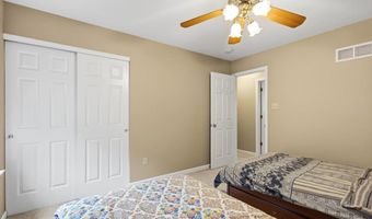 20 Greystoke Ct, Ballwin, MO 63021