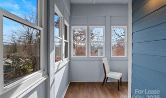 5 Elmore St, Asheville, NC 28804
