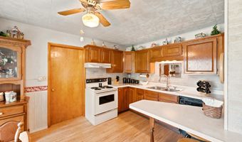740 E Powers St, Albany, IN 47320