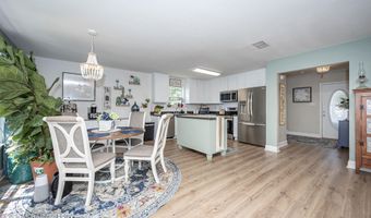 14048 Seymour Dr, Biloxi, MS 39532