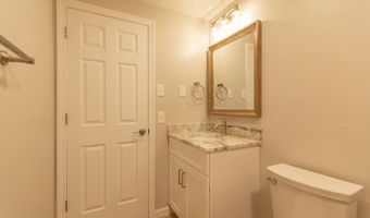 123 Mallard Cir, Agawam, MA 01001