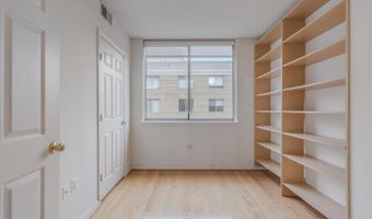 3835 9TH St N #1001W, Arlington, VA 22203