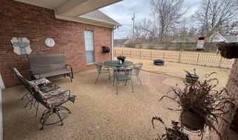 306 Hickory Ln, Batesville, MS 38606