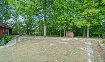 375 LEGGETT Dr, Atoka, TN 38004
