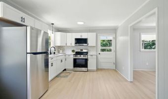 601 Riverview Dr, Altavista, VA 24517