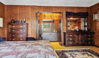 60 Abena Shr, Belgrade, ME 04917