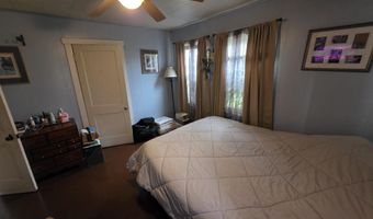 2949 Monroe St, Ashland, KY 41102