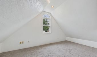 1334 Dunham St, Albert Lea, MN 56007