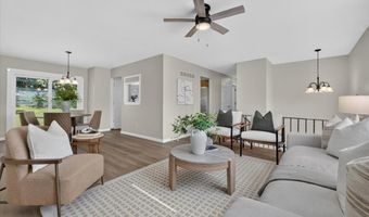 930 Bellestri Dr, Ballwin, MO 63021