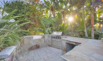 109 S Eucalyptus Dr, Anaheim, CA 92808