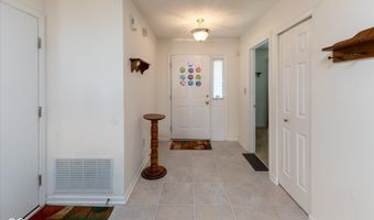 913 Halyard Dr, Avon, IN 46123