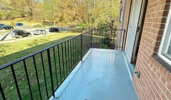 10661 WEYMOUTH St 101, Bethesda, MD 20814