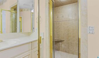 270 SOUTHERN LAKES Dr, Ashville, AL 35953