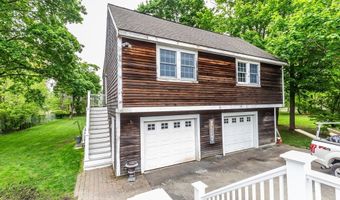 292 Plymouth St, Abington, MA 02351