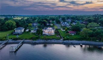 10 Coulter St, Jamestown, RI 02835