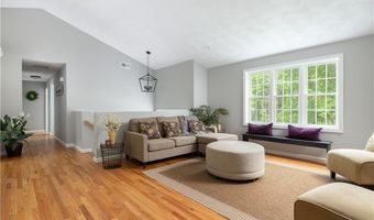 128 Old Quarry Rd, Glocester, RI 02857